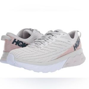 Hoka Arahi 4 size 8